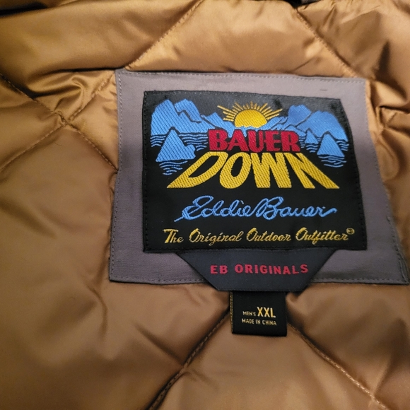 Coat - Picture 6 of 10